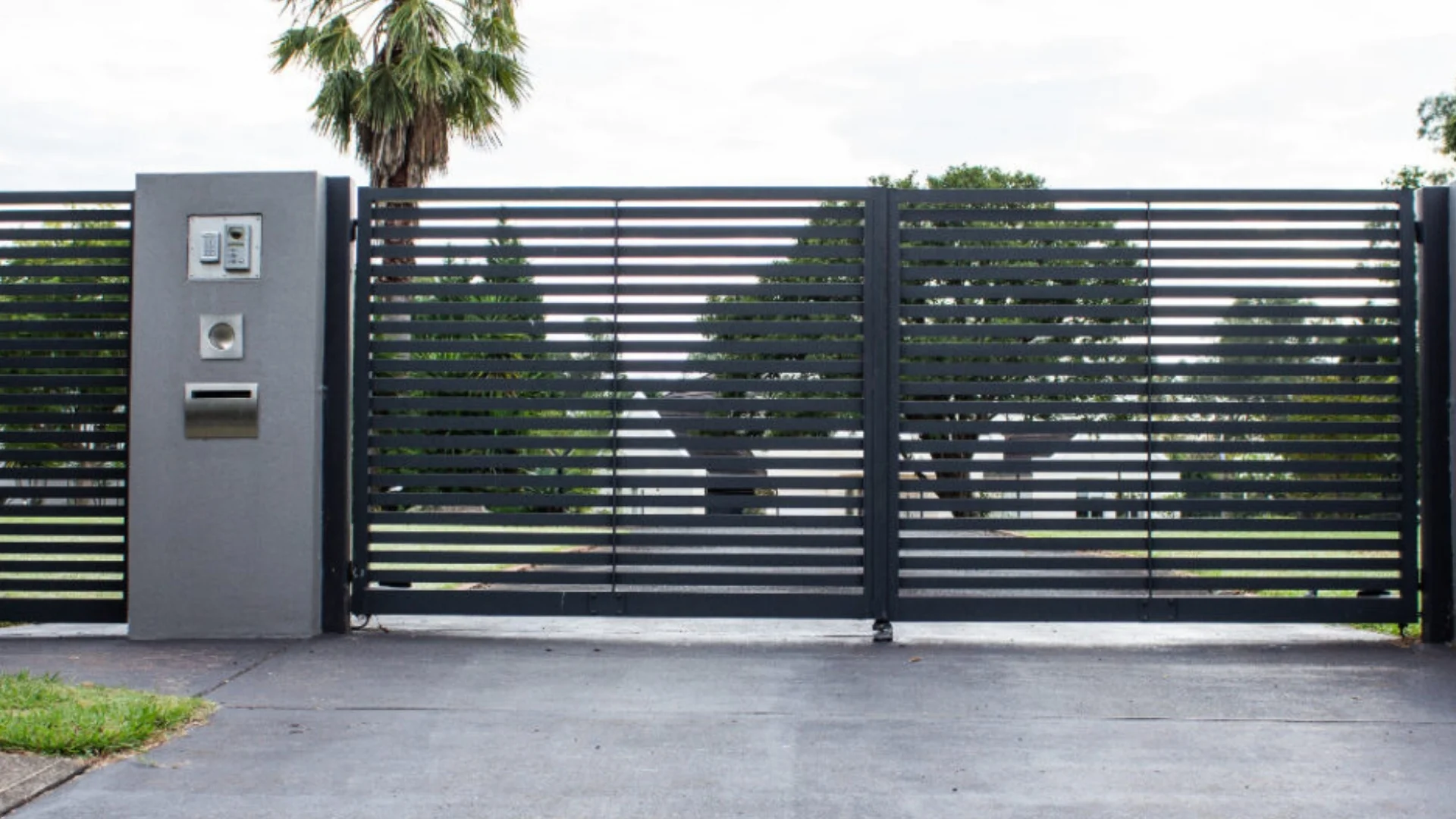 Aluminum Gates (6)