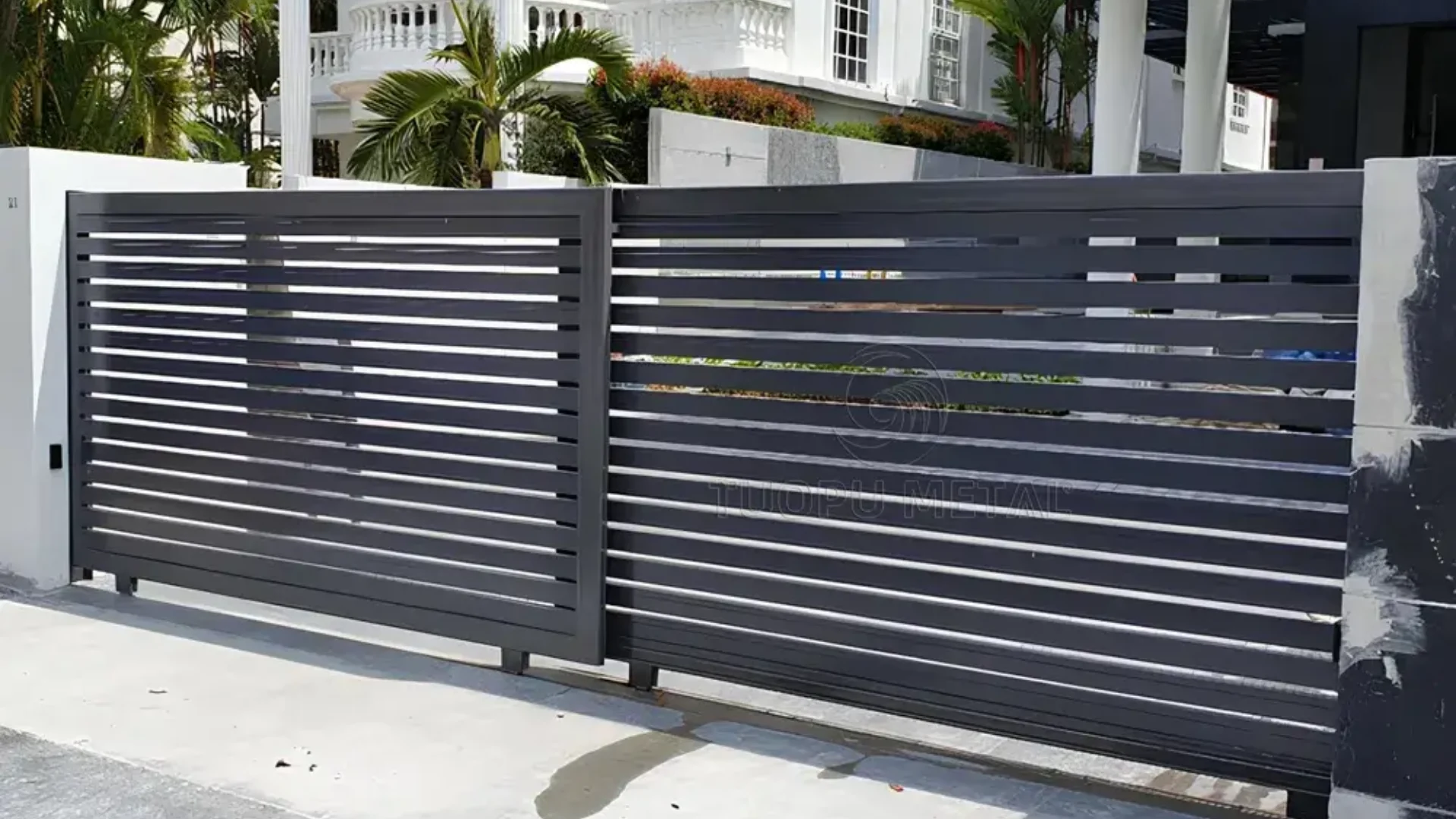 aluminum gates (3)