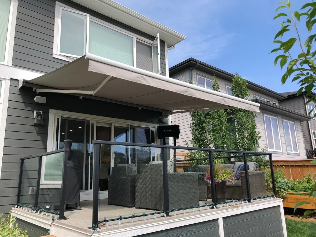 Residential patio awning installation in Maple Ridge
